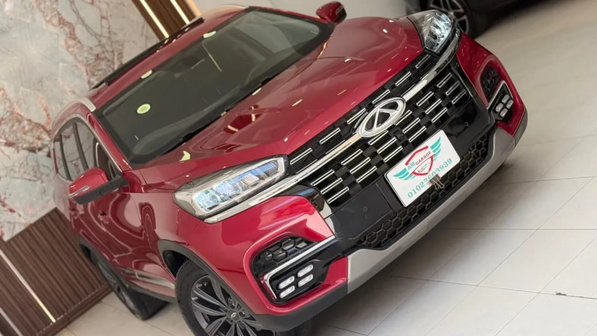 شيري تيجو 8 2025 كومفورت أحمر أوتوماتيك — مستعملة