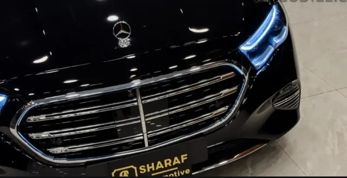 مرسيدس بنز E200 2026 اكسكلوسيف أسود أوتوماتيك — جديدة