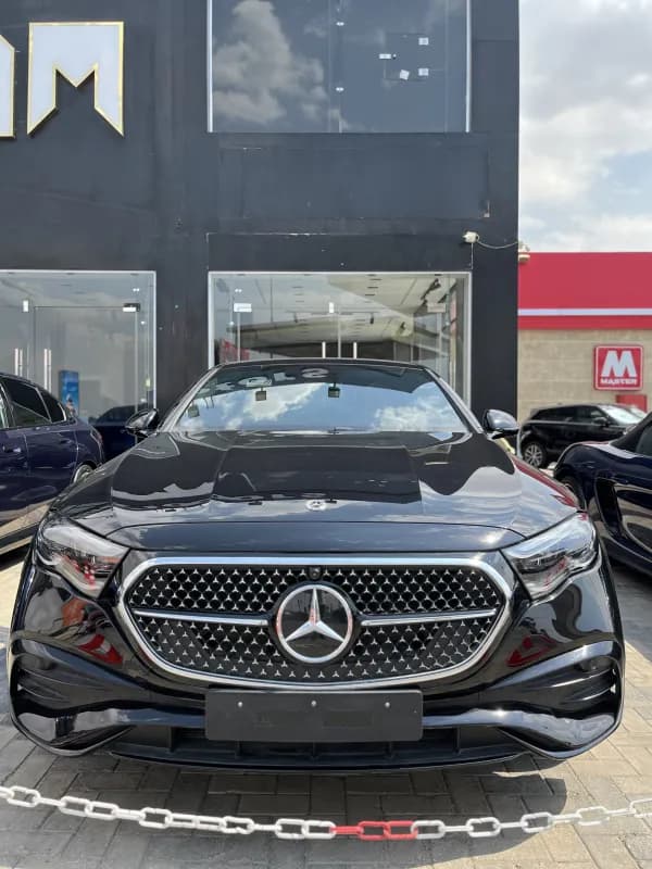 مرسيدس بنز E200 2026 بريميوم بلس أسود أوتوماتيك — جديدة