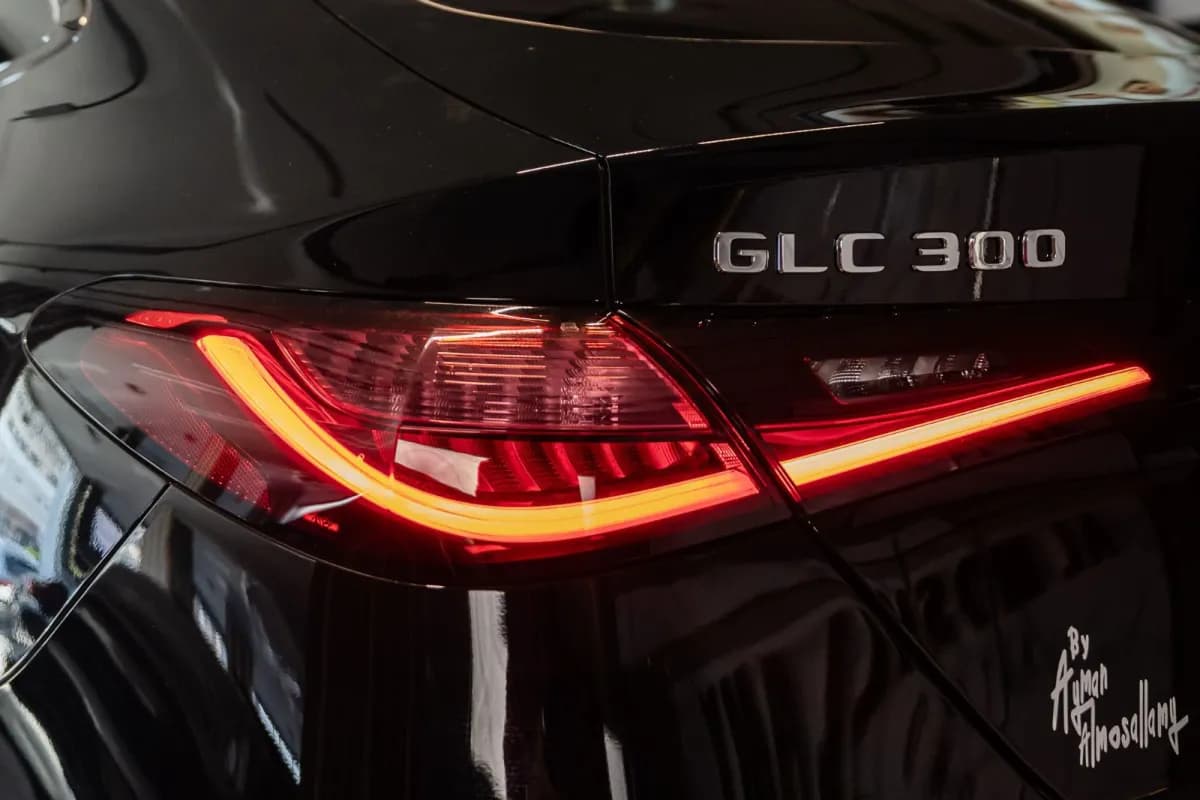 مرسيدس بنز GLC 300 2026 اي ام جي كوبيه أسود أوتوماتيك — جديدة