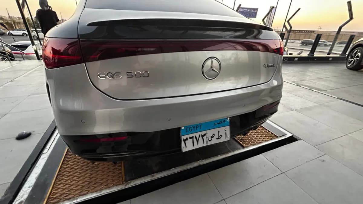 مرسيدس بنز EQS 2023 580 رمادي أوتوماتيك — جديدة