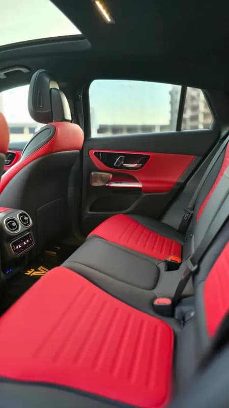 مرسيدس بنز GLC 300 2026 اي ام جي كوبيه أسود أوتوماتيك — جديدة