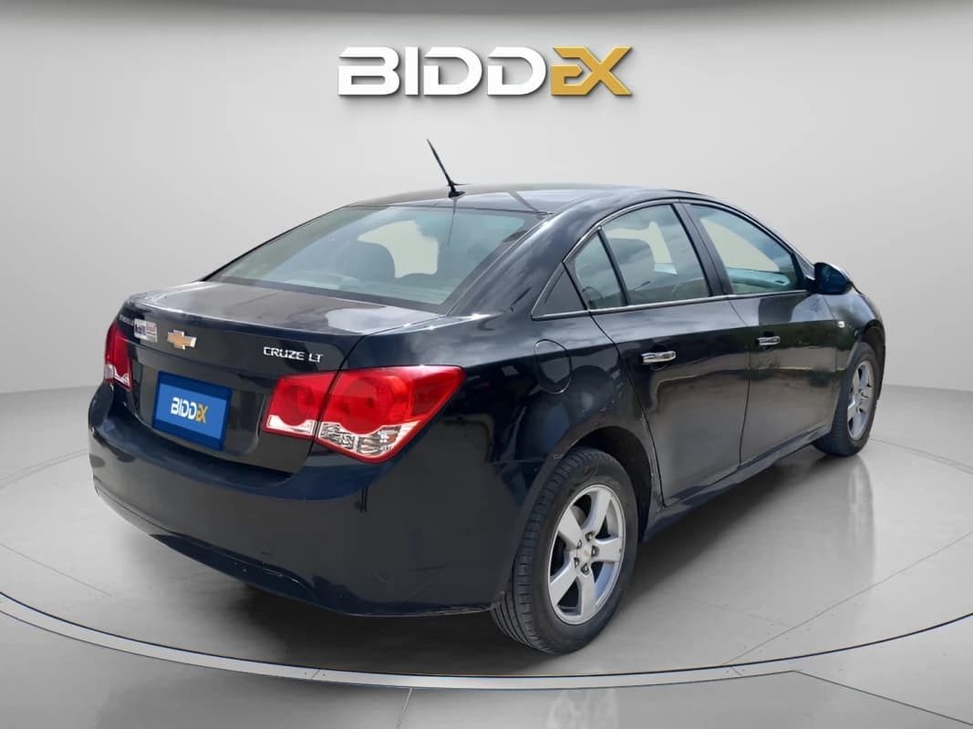 Chevrolet Cruze 2011 Highline Black Automatic — Used