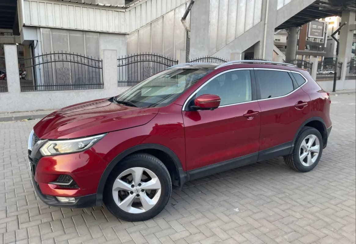Nissan Qashqai 2021 Top Line Red Automatic — Used