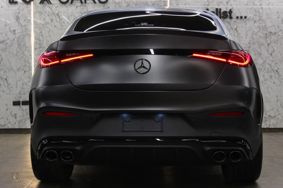 مرسيدس بنز GLC 43 2026 اي ام جي كوبيه رمادي أوتوماتيك — جديدة