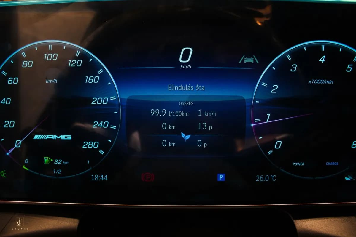 مرسيدس بنز GLC 43 2026 اي ام جي كوبيه رمادي أوتوماتيك — جديدة