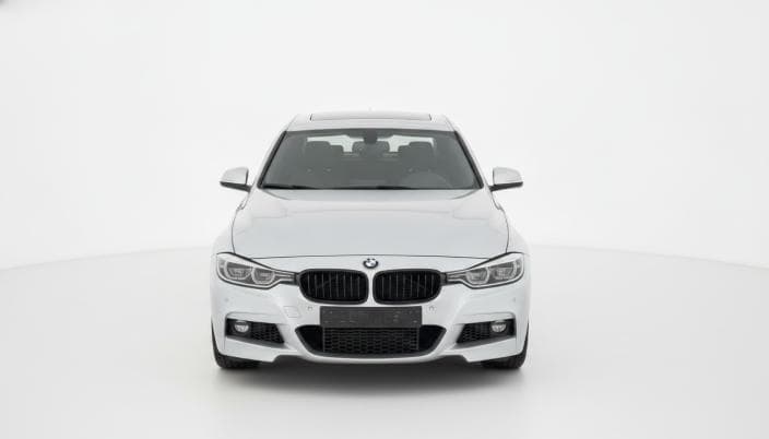 بي ام دبليو 320i 2019