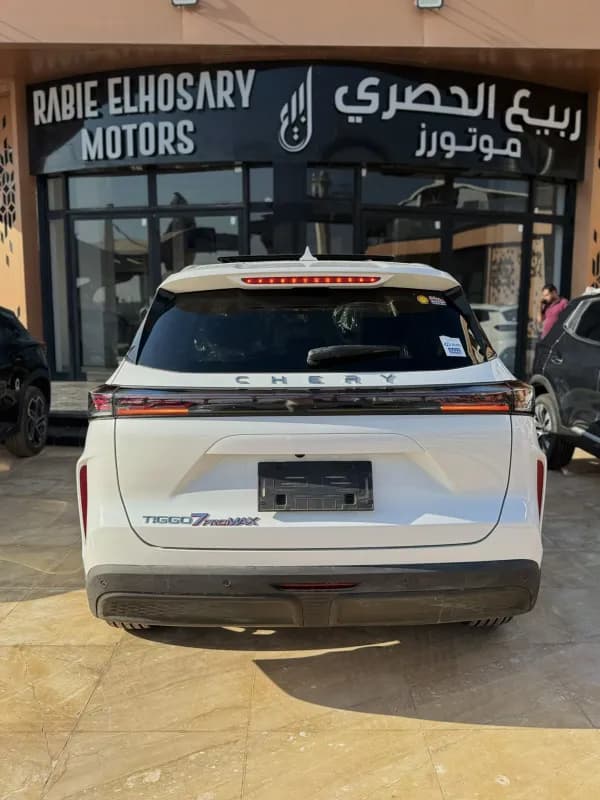 شيري تيجو 7 برو ماكس 2027 لاكشري أبيض أوتوماتيك — جديدة