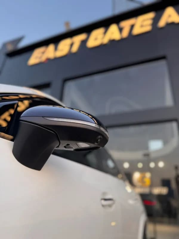 مرسيدس بنز GLC 300 2026 اي ام جي كوبيه أبيض أوتوماتيك — جديدة