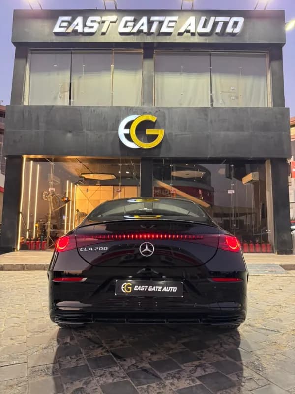مرسيدس بنز CLA 200 2027 ايه ام جي أسود أوتوماتيك — جديدة