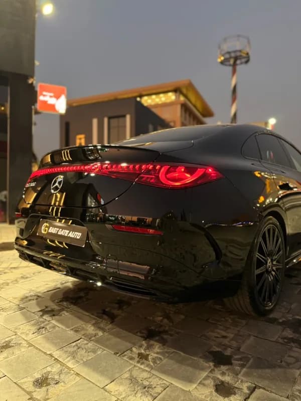 مرسيدس بنز CLA 200 2027 ايه ام جي أسود أوتوماتيك — جديدة