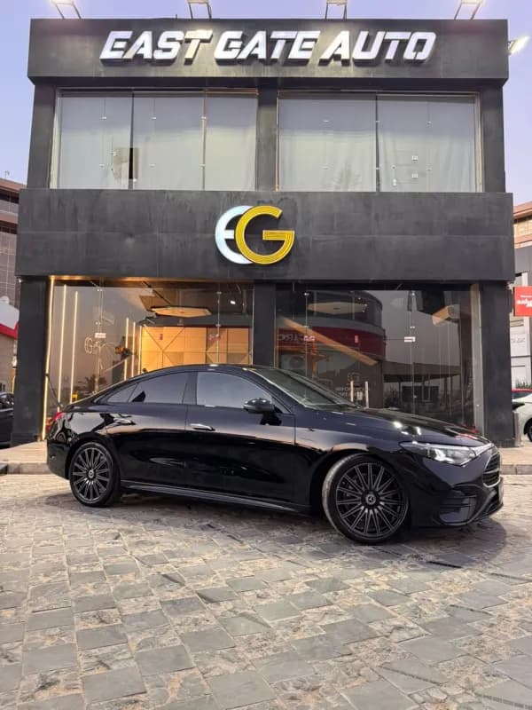 مرسيدس بنز CLA 200 2027 ايه ام جي أسود أوتوماتيك — جديدة
