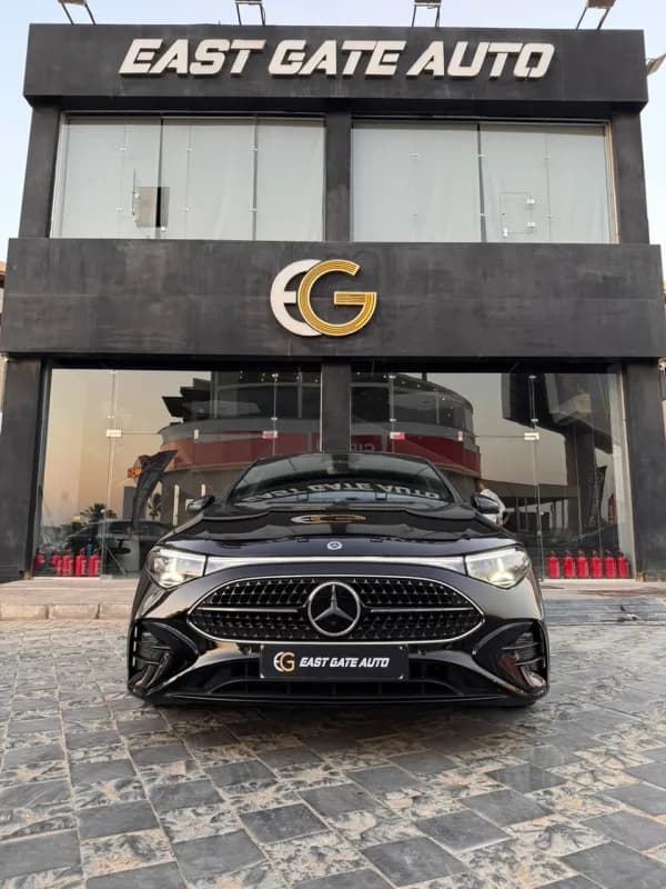 مرسيدس بنز CLA 200 2027 ايه ام جي أسود أوتوماتيك — جديدة