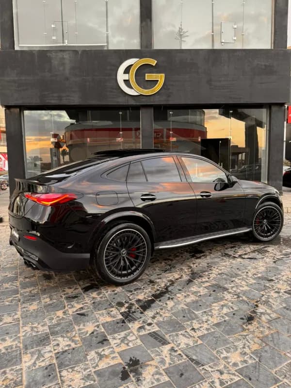 مرسيدس بنز GLC 43 2026 اي ام جي كوبيه أسود أوتوماتيك — جديدة