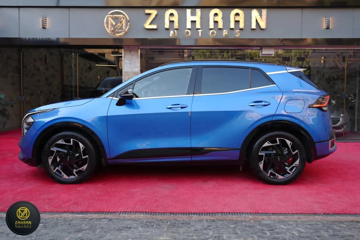 Kia Sportage 2025 GT-line Blue Automatic — Used