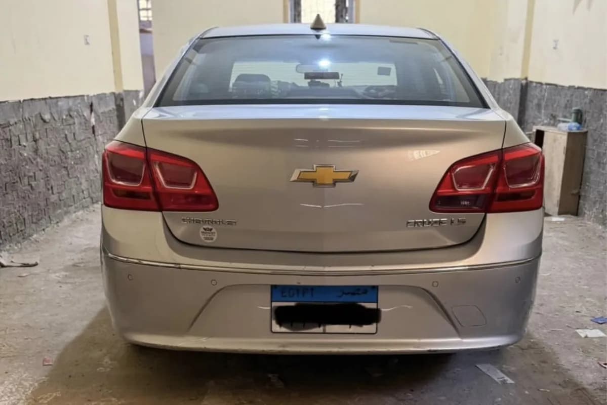 Chevrolet Cruze 2016 Highline Silver Automatic — Used