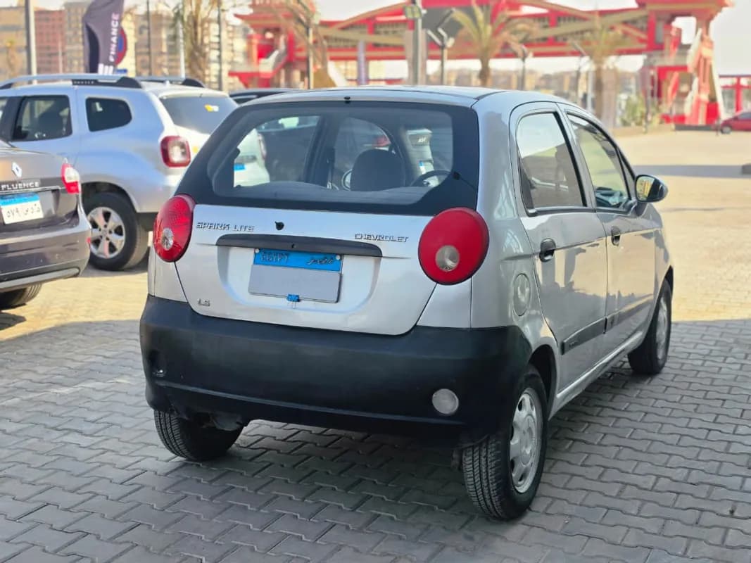 Chevrolet Spark 2011 Baseline Silver Manual — Used