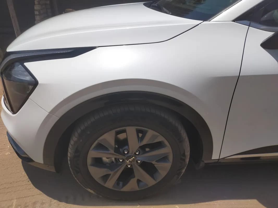 Kia Sportage 2024 Premium White Automatic — Used