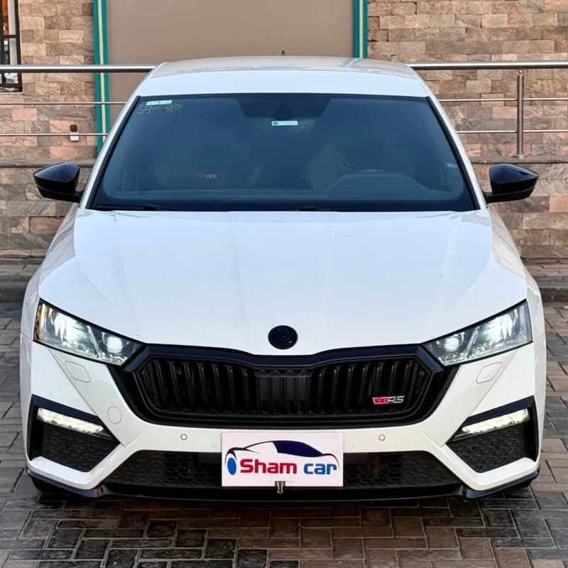 Skoda Octavia A8 2021 VRS White Automatic — Used