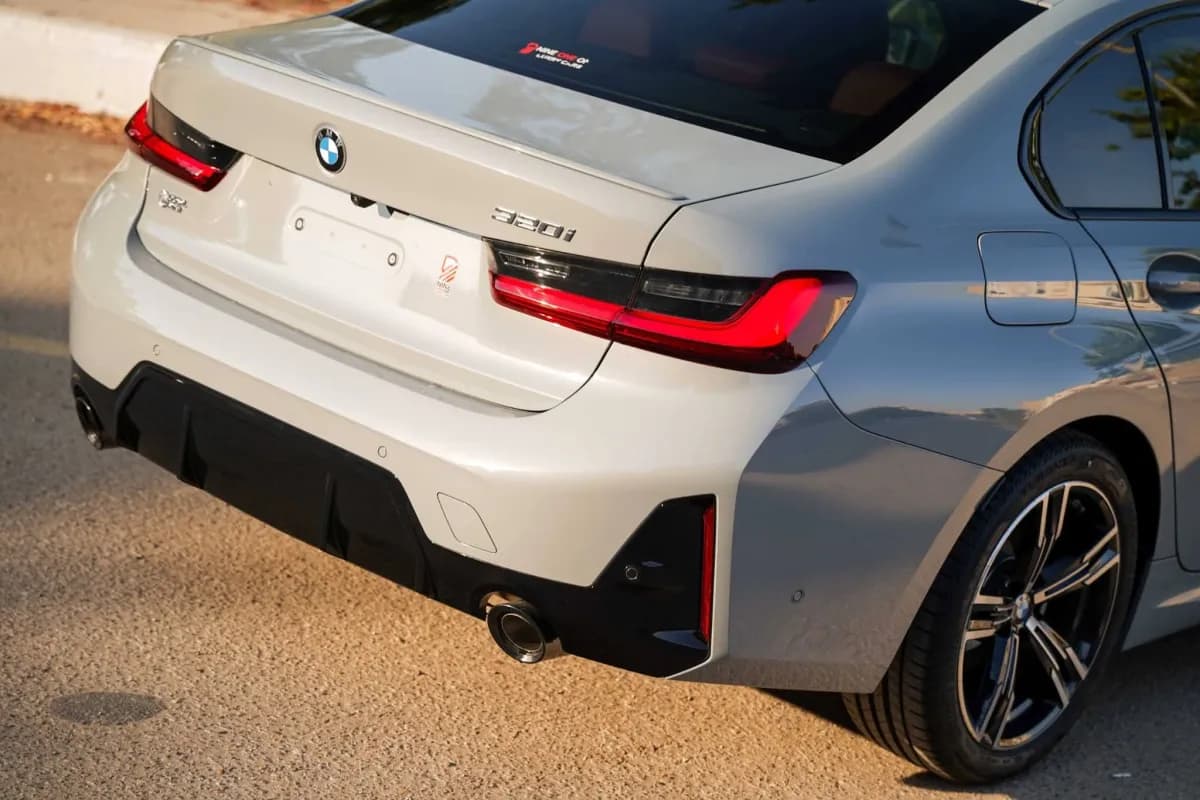 بي ام دبليو 320i 2026 ام سبورت رمادي ناردو أوتوماتيك — جديدة
