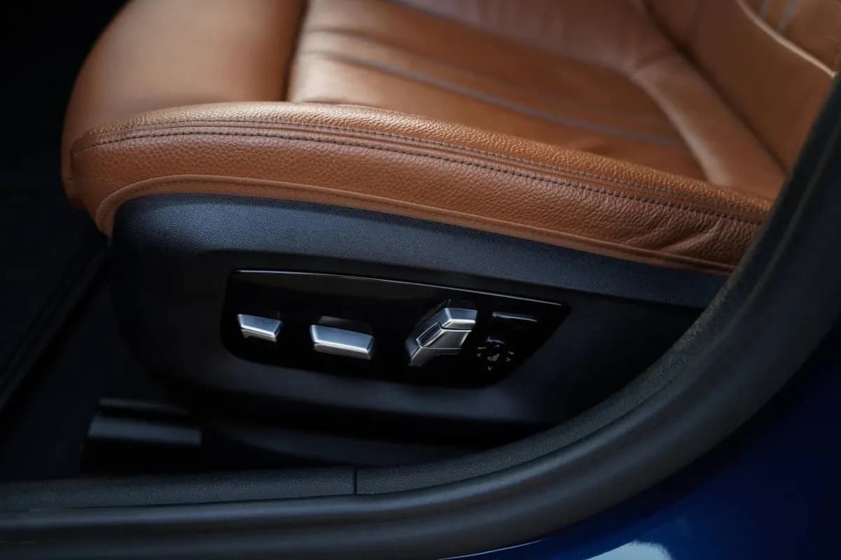 BMW 530i 2023 luxury Blue Automatic — Used