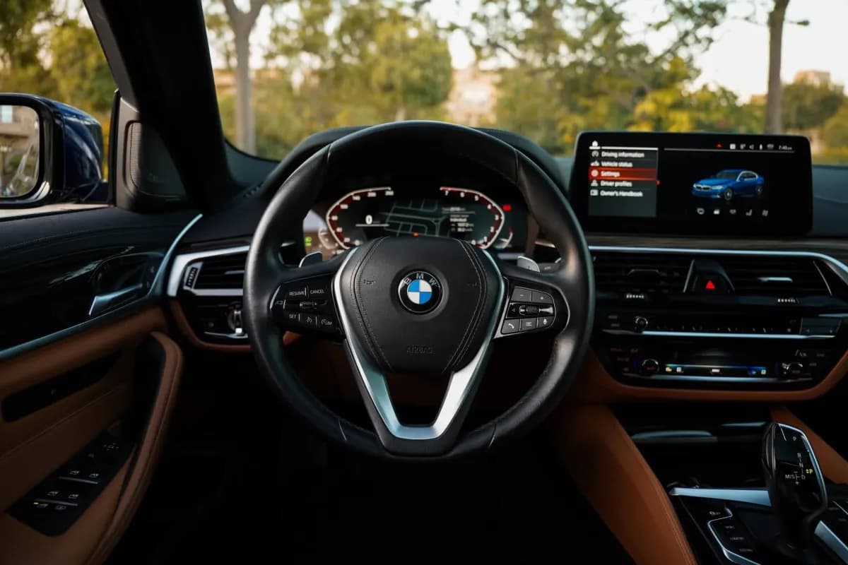 BMW 530i 2023 luxury Blue Automatic — Used