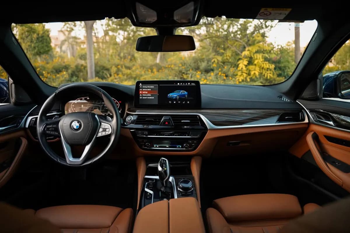 BMW 530i 2023 luxury Blue Automatic — Used