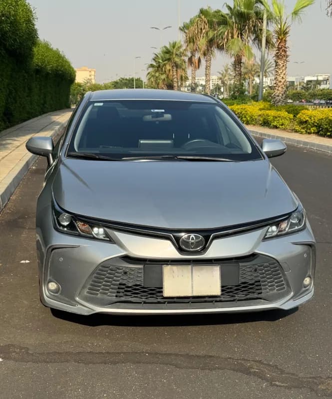 Toyota Corolla 2024 Comfort Silver Automatic — Used