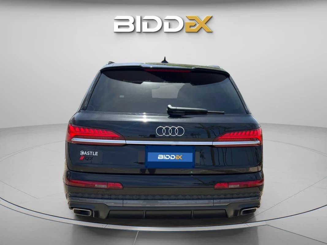 Audi Q7 2025 S-Line Black Automatic — Used