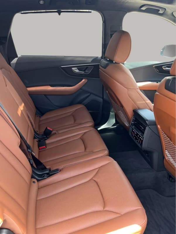 Audi Q7 2025 S-Line Black Automatic — Used