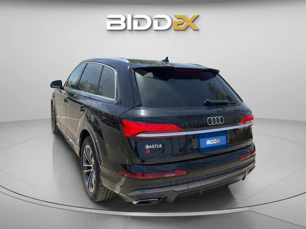 Audi Q7 2025 S-Line Black Automatic — Used