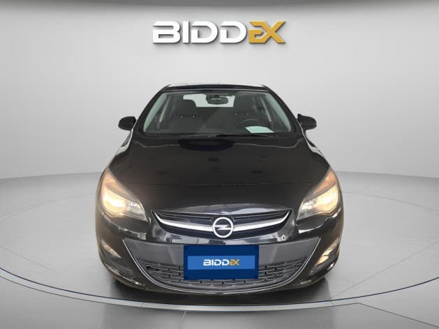 Opel Astra 2018 HighLine Black Automatic — Used