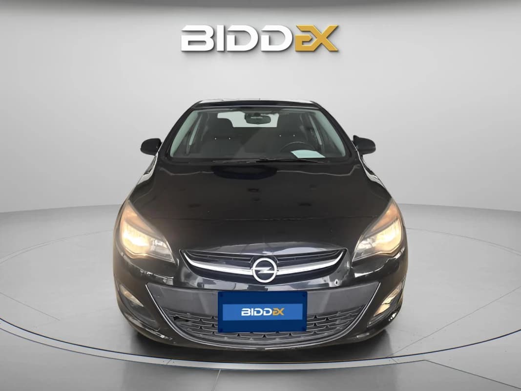Opel Astra 2018 HighLine Black Automatic — Used