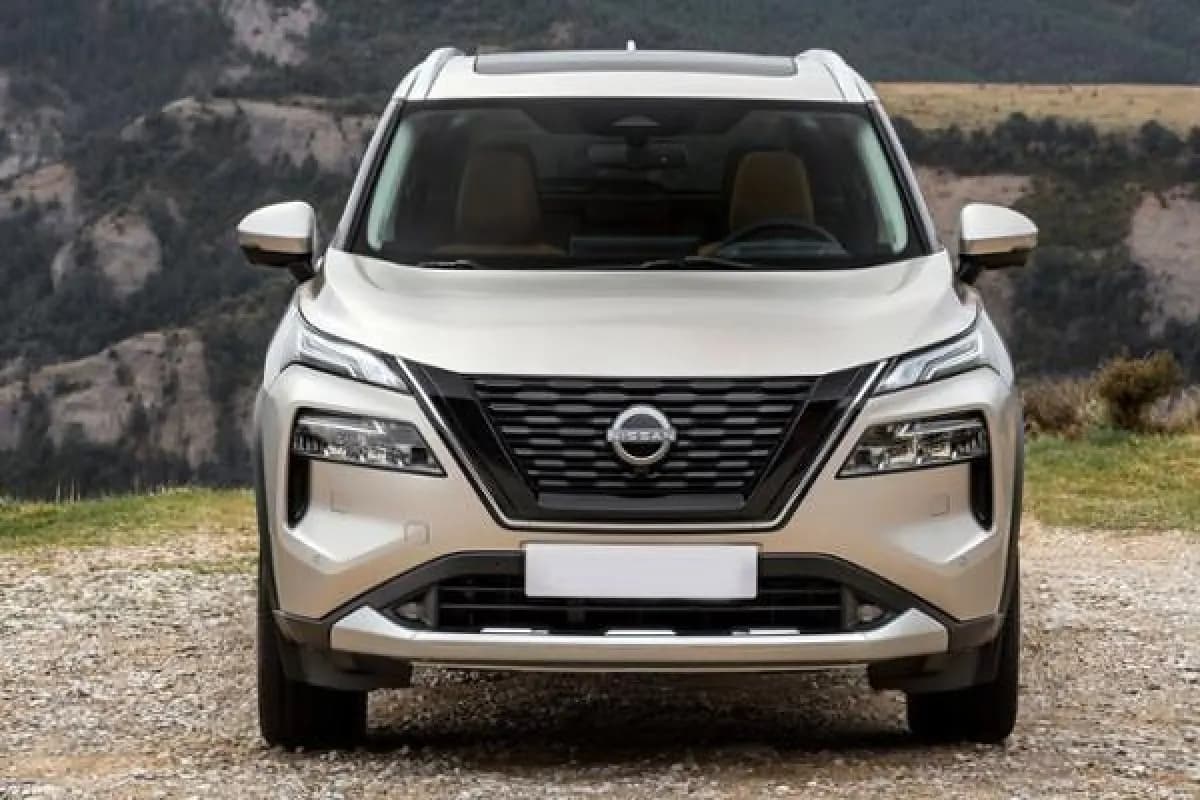 Nissan X-Trail 2025 Tekna Champagne Automatic — New