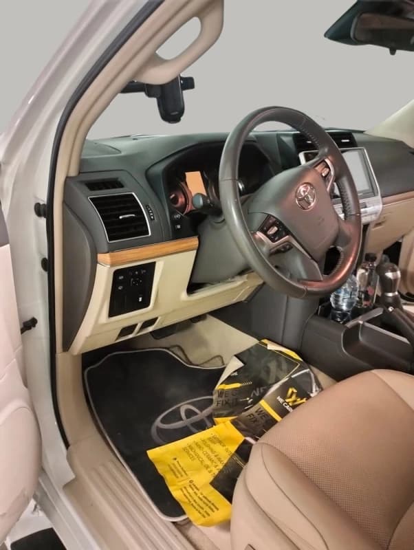 تويوتا برادو 2023