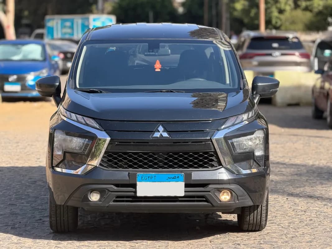 Mitsubishi Xpander 2023 Ignite - ML Cement Gray Automatic — Used