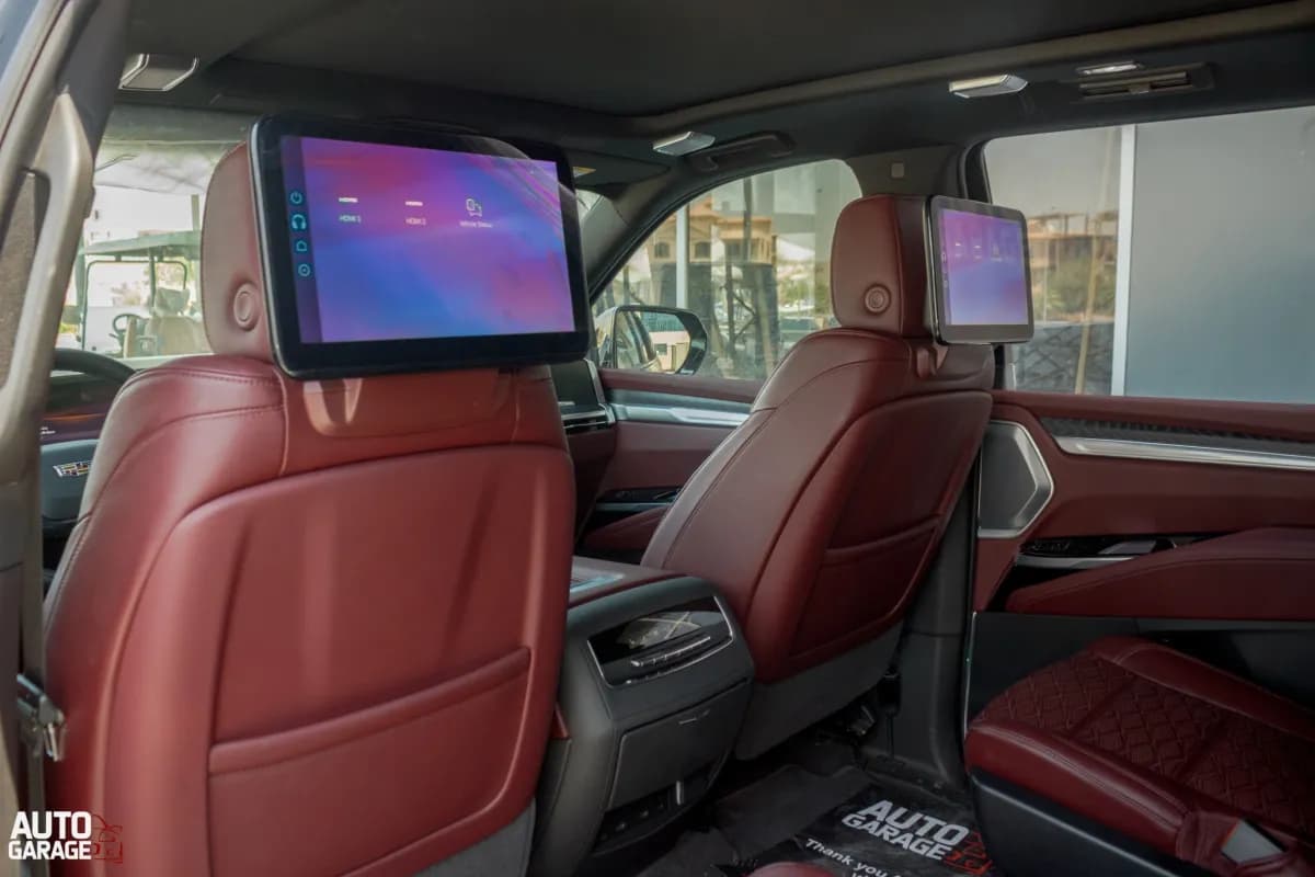 Cadillac Escalade 2026 Platinum Black Automatic — New