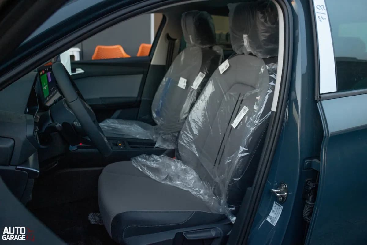 Seat Leon 2026 Advanced Navy Blue Automatic — New