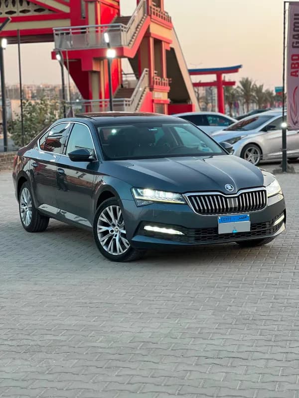 Skoda Superb 2021 Ambition Gray Automatic — Used