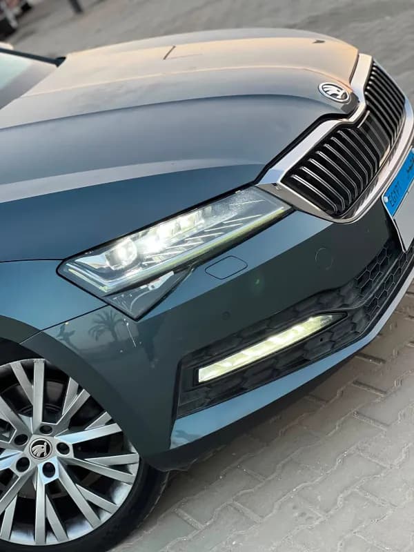 Skoda Superb 2021 Ambition Gray Automatic — Used