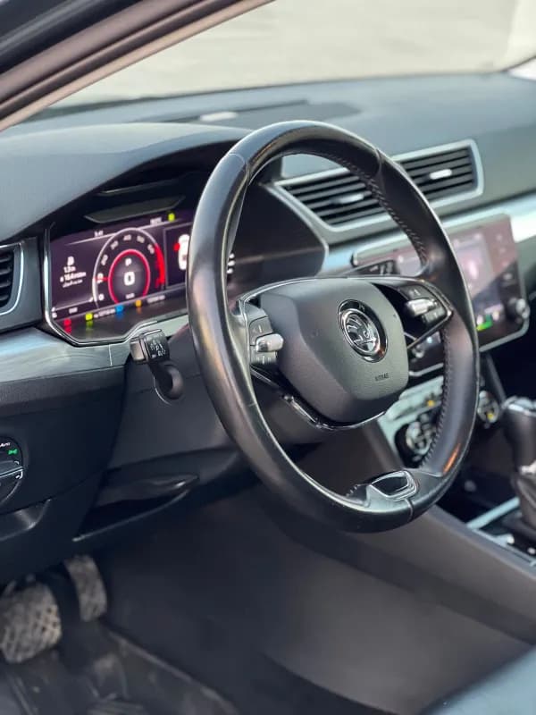Skoda Superb 2021 Ambition Gray Automatic — Used