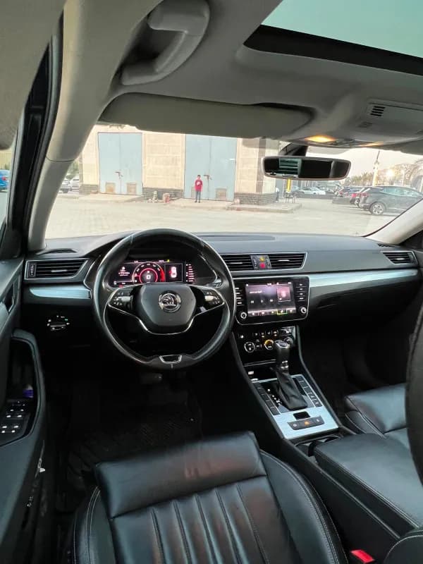 Skoda Superb 2021 Ambition Gray Automatic — Used
