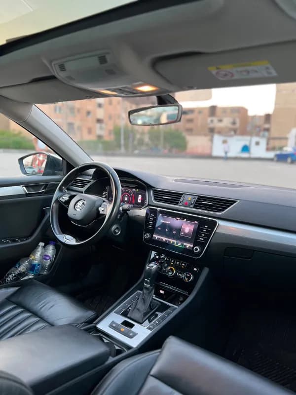 Skoda Superb 2021 Ambition Gray Automatic — Used