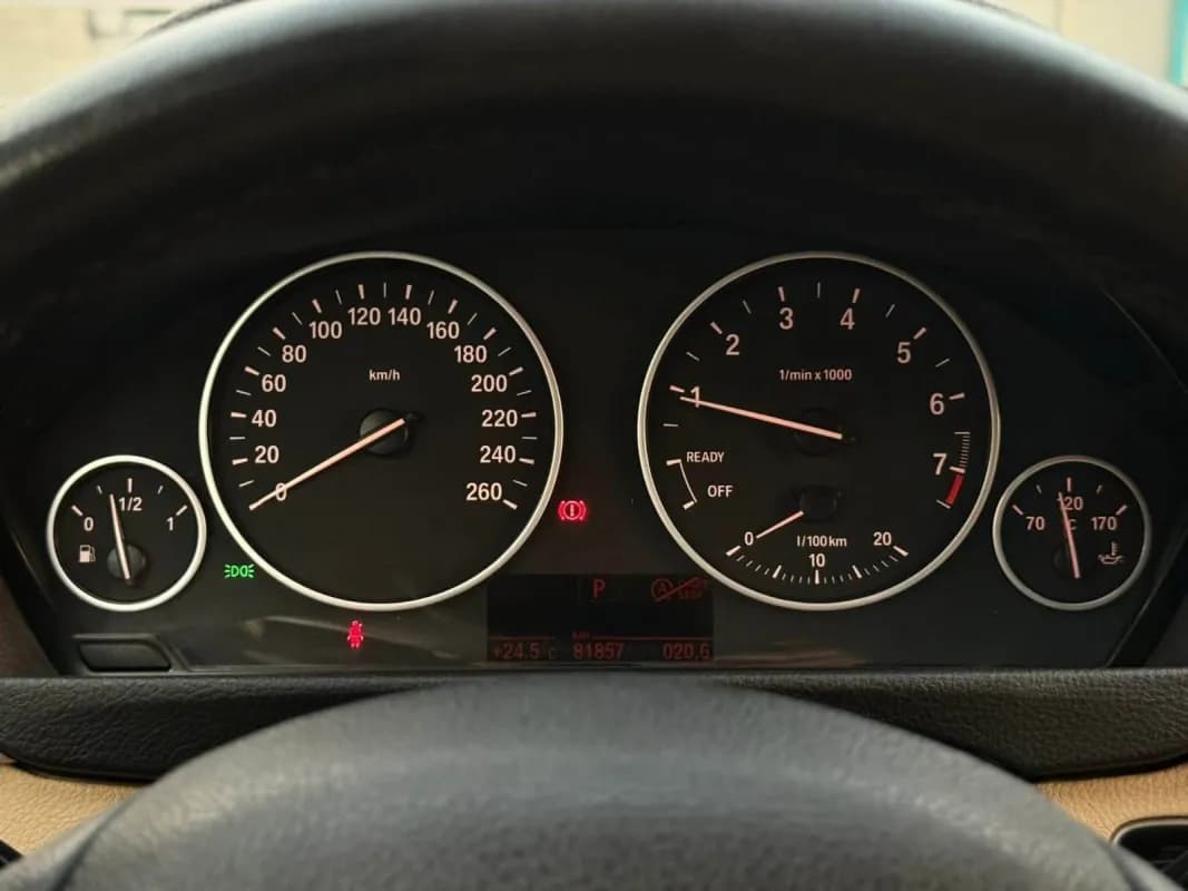 BMW 318i 2018 Luxury White Automatic — Used
