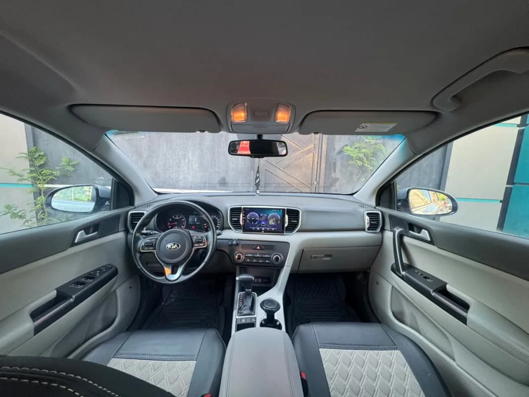 Kia Sportage 2018 LX Silver Automatic — Used
