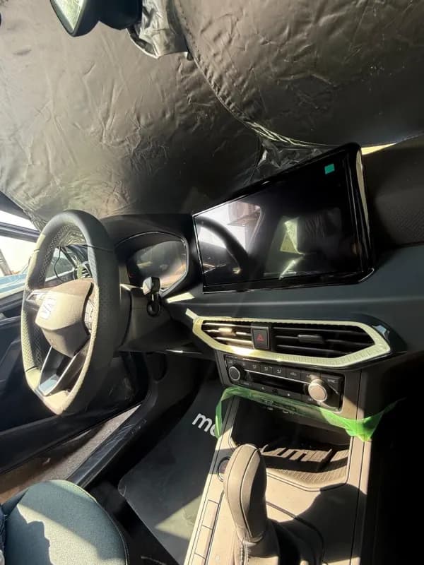 Seat Arona 2027 Style Plus Mint Green Automatic — New