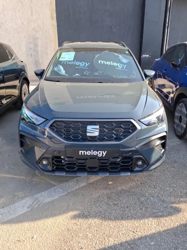Seat Arona 2027 Style Plus Mint Green Automatic — New
