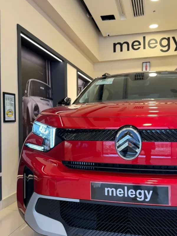 Citroen C3 Aircross 2027 Feel Red Automatic — New