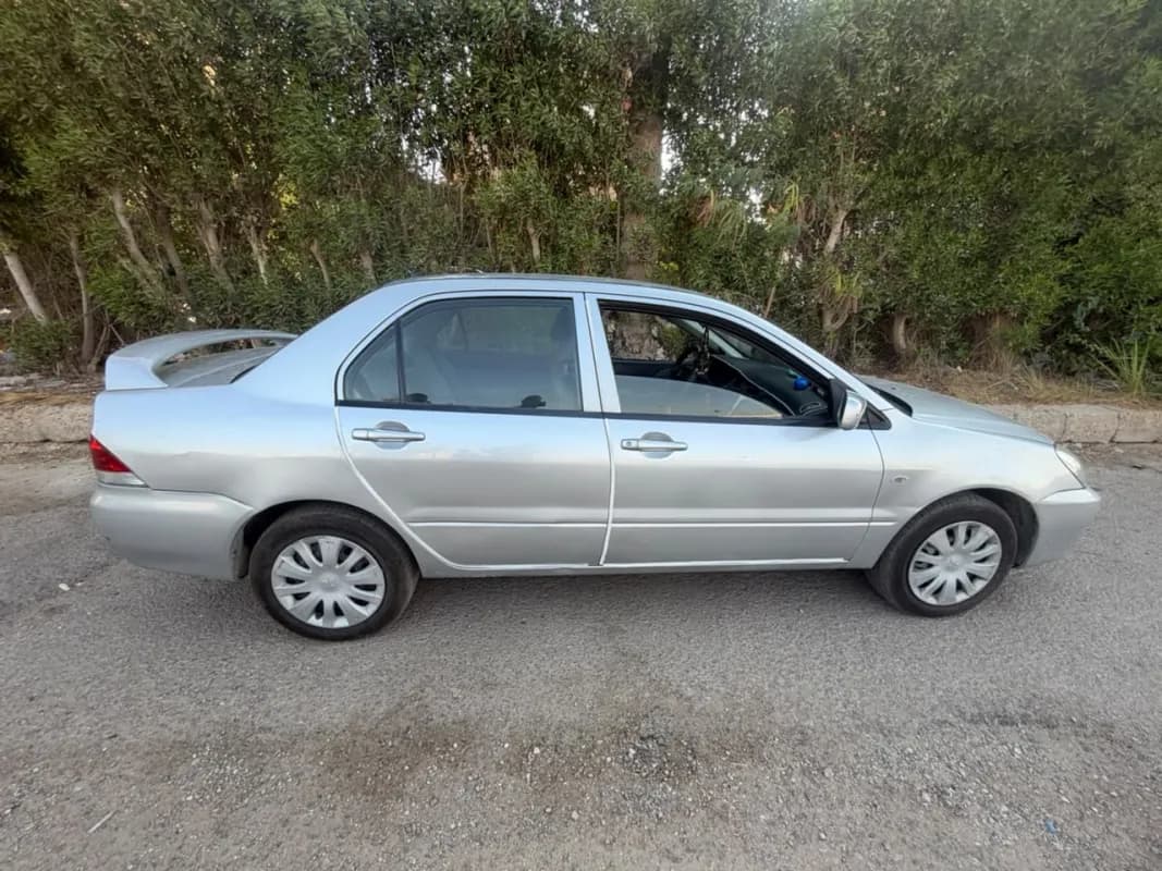 Mitsubishi Lancer 2013 GLS Silver Automatic — Used