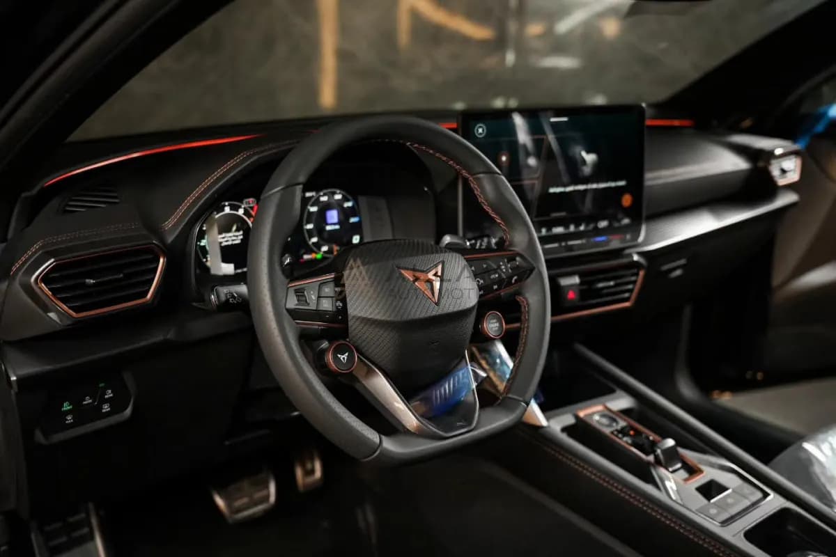 Cupra Leon 2026 V3 Black Automatic — New